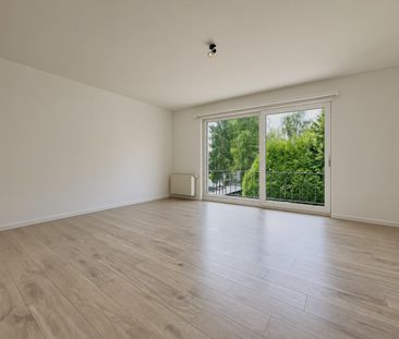 Instapklaar 2-slpk appartement nabij centrum Brasschaat - Photo 2