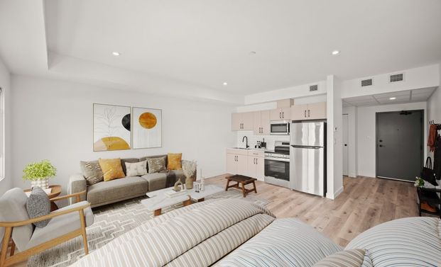 Daffodil – 1800 Leila, Winnipeg, MB - Photo 1