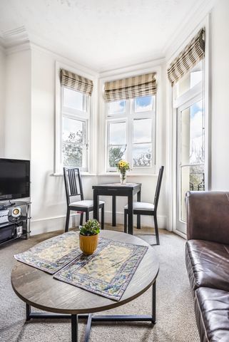 Rosendale Road, West Dulwich, London, SE21 - Photo 2