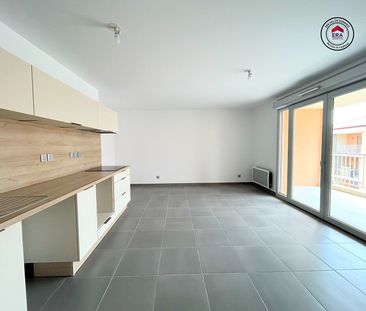 A LOUER 13770 VENELLES APPARTEMENT TYPE 3 PIECES AVEC TERRASSE ET 2... - Photo 5