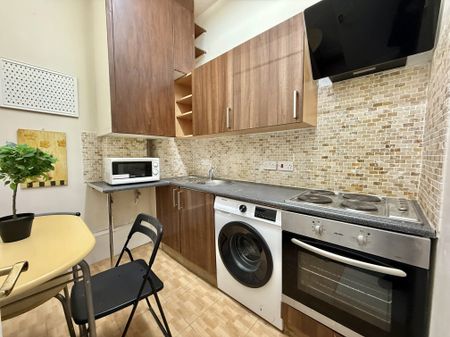 Aldersgate Street, . - Photo 3