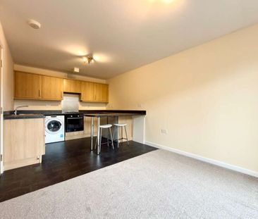 1 bedroom Apartment to rent - Photo 3