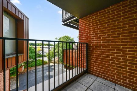 Studio to rent - Photo 3