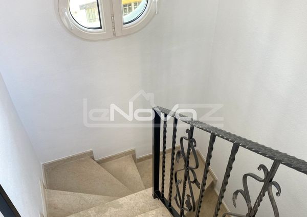 Beautiful townhouse in a prestigious gated complex Los Dolc