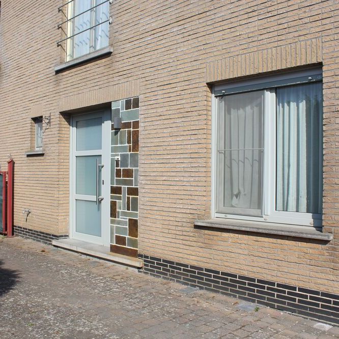 Instapklare woning met 3 slaapkamers en grote tuin - Photo 1