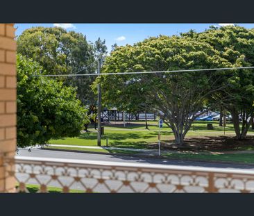 33 Thurecht Parade, Scarborough, Qld 4020 - Photo 6