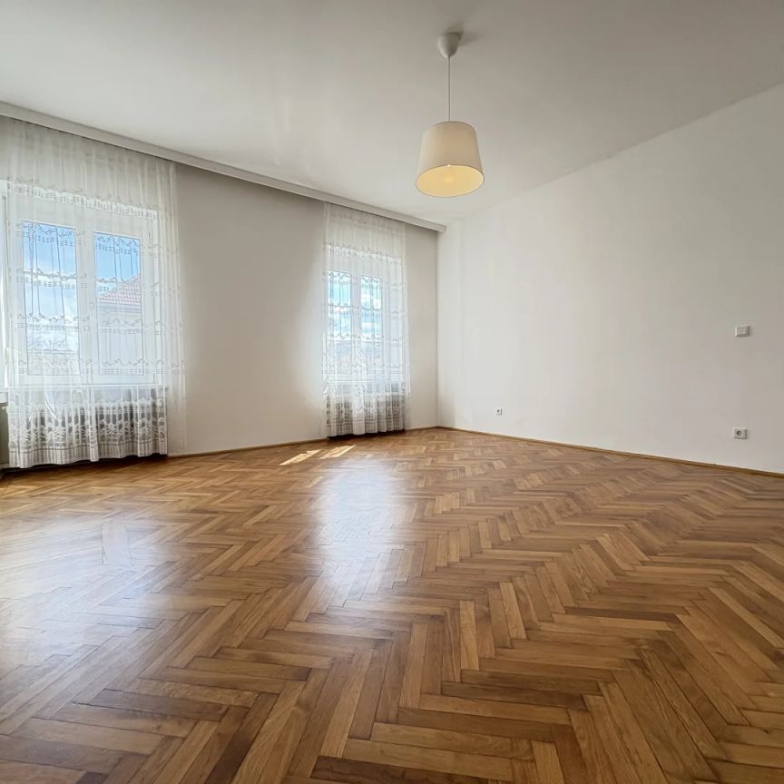 Zentrale 4-Zimmer-Wohnung mit Gartenmitbenützung – Nähe Hauptbahnhof St. Pölten - Photo 1