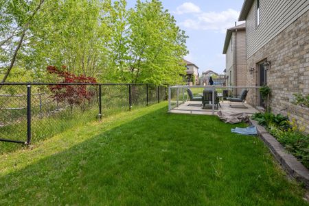 For Lease - 2884 DEVON Road Unit# Lower Walkout + Basement, London South, Ontario - Photo 2