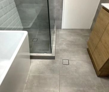 Stylish, Renovated 2-Bedroom Unit in the Heart of Parramatta - Photo 6