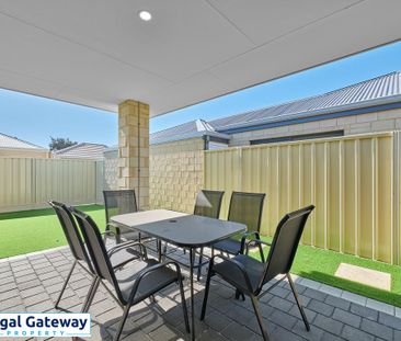 146A Lyon Road, AUBIN GROVE WA 6164 - Photo 6