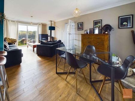 Lambourne Avenue, Wheal Kitty, St. Agnes, TR5 - Photo 2