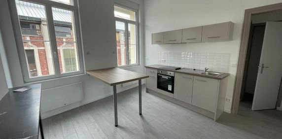 Location Appartement 2 pièces 34m² CAMBRAI 59400 - Photo 2