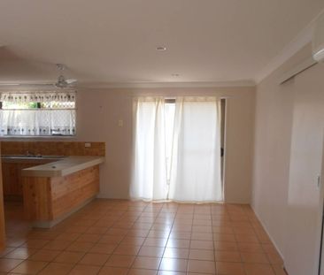 3 Bedroom Brick Available in Central Bargara - Photo 2