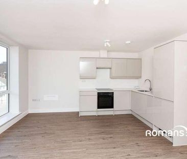Victoria Road, Farnborough, Hampshire, GU14 - Photo 5