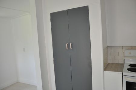 A CHARACTER HOME TO ENJOY! - Photo 2