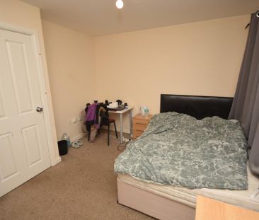 5 bedroom house to rent - Photo 1