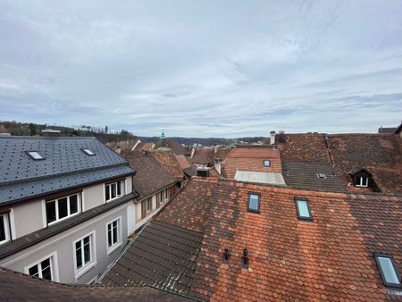 Charming 3.5-room duplex in the old town - Photo 3