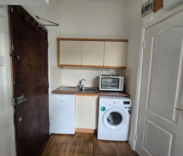 Brooke Road, London N16 - Photo 3