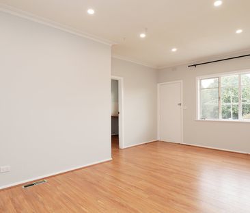 52 Joan Street, Sunshine West VIC 3020 - Photo 4