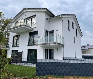 *Rosbach* Exklusive&Luxuriöse 2-Zi-Gartenwohnung**KfW-Effizienz** - Photo 6