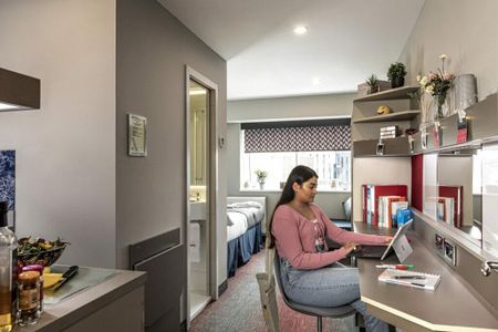 1 bedroom private hall to rent - Photo 2