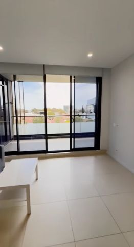 134b O'Riordan St, Sydney - Photo 3