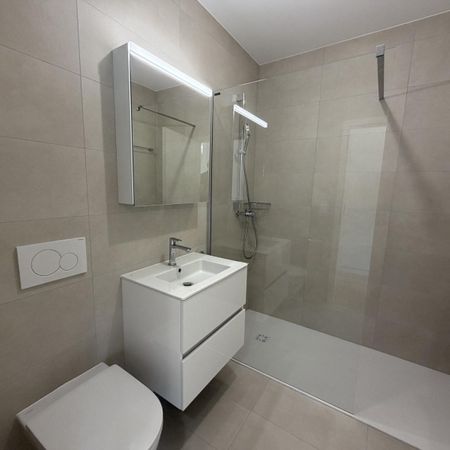Joli studio au 2ème étage d'un immeuble neuf - Photo 3