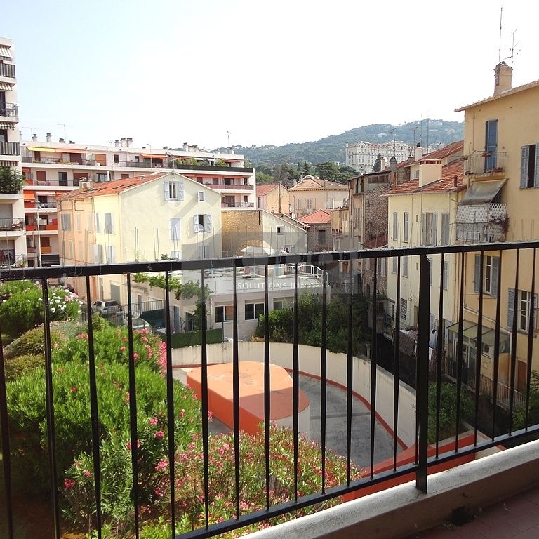 Cannes T1 25m² terrasse et cave - Photo 1