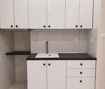 Studio/Γκαρσονιέρα για ενοικίαση Ιπποκράτειο (Φάληρο - Ιπποκράτειο) - Photo 1