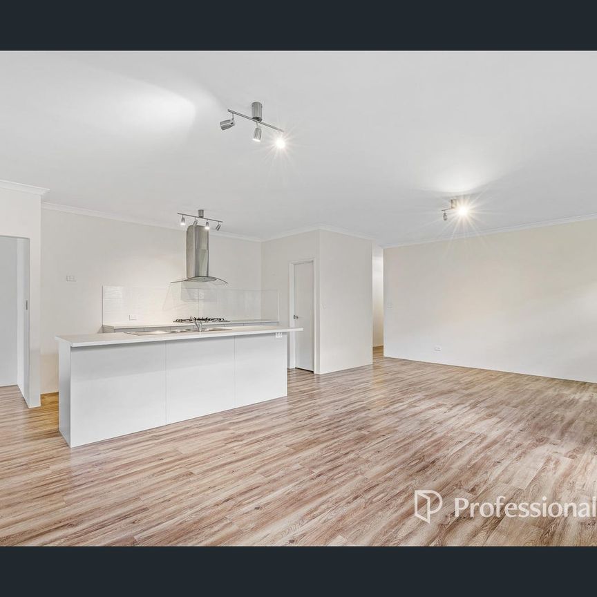 127 Tourmaline Boulevard, Byford, WA 6122 - Photo 1