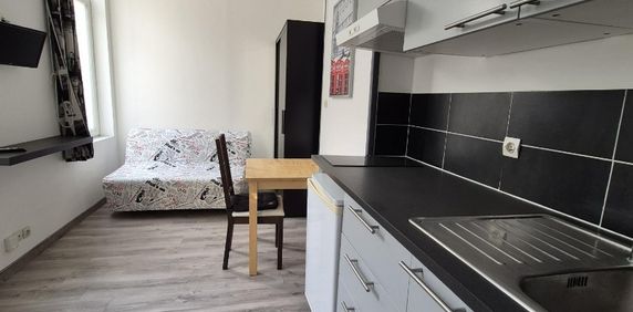 Location Appartement 1 pièce 14m² CAMBRAI 59400 - Photo 2