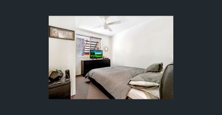 One Bedroom Apartment on Chevron Island - Photo 5