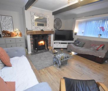 2 bedroom cottage to rent - Photo 2