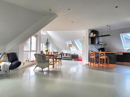 Wohnkomfort auf zwei Ebenen – großzügig und lichtdurchflutet! - Photo 1