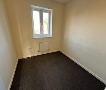 2 bedroom semi-detached house to rent - Photo 3