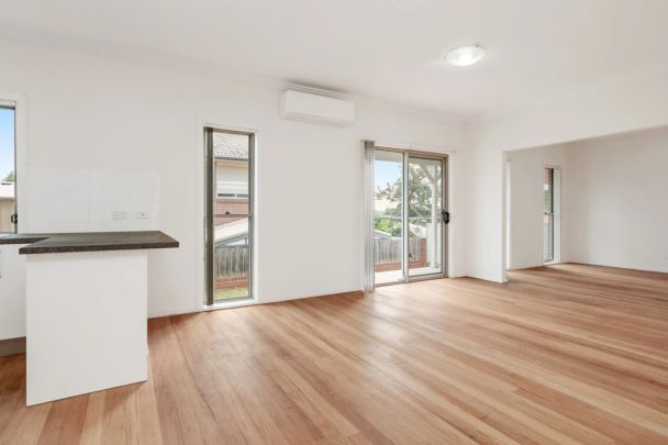 35 Iron Street, - Photo 1