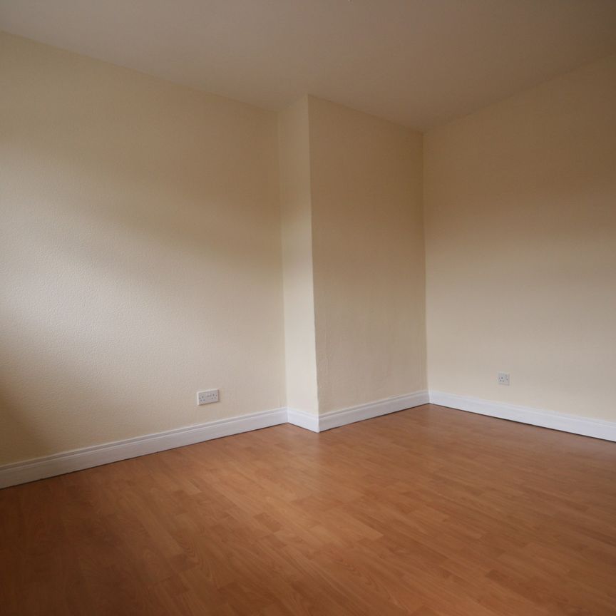 38 Minnowburn Drive, Belfast, BT8 7QJ - Photo 1