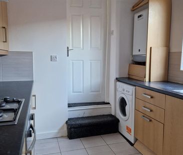 2 bed flat to rent in Chillingham Road, Heaton - Photo 5