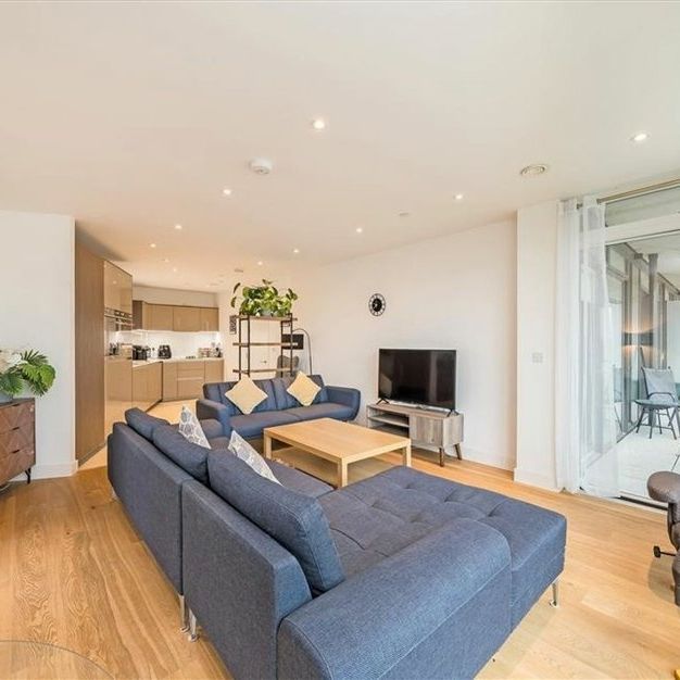 Room in a Shared Flat, Hugero Point, SE10 - Photo 1