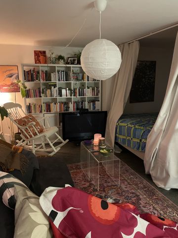 Hagalundsgatan, Solna - Photo 3