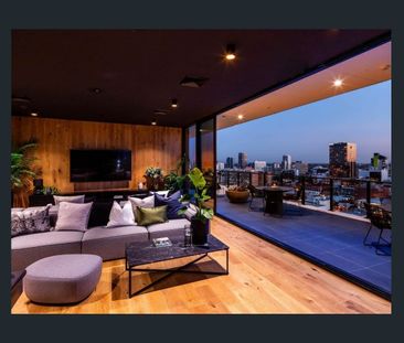 Stylish City Living in the Sought-After Verdant Complex! - Photo 2