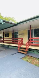 Neat and Tidy 3 bedroom home with deck! - Photo 3