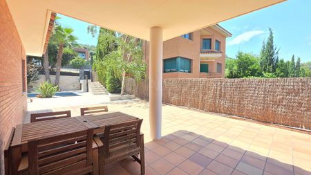 Barcelona, Catalonia 08198 - Photo 3