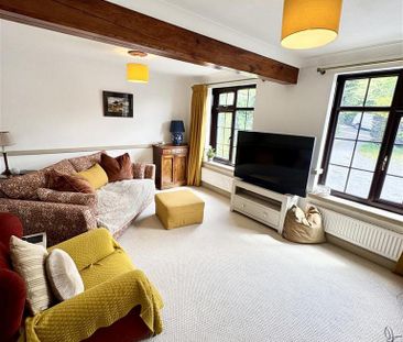 3 bedroom terraced house to rent - Photo 2