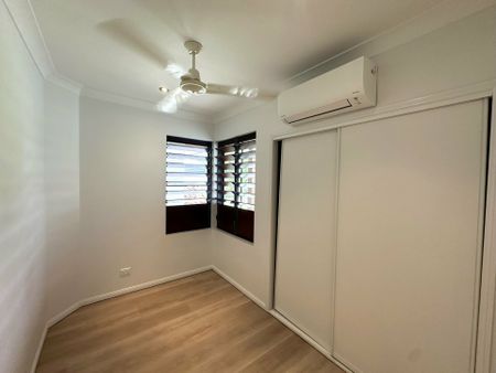 49 Brolga Street, Port Douglas QLD - Photo 5