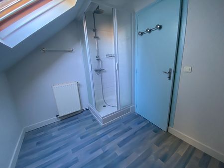 Location Appartement 3 pièces 64m² - Photo 2