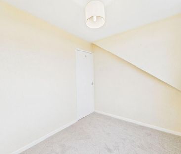 4 bedroom detached house to rent - Photo 5