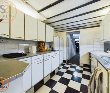 1 bedroom in a house share to rent - Photo 4