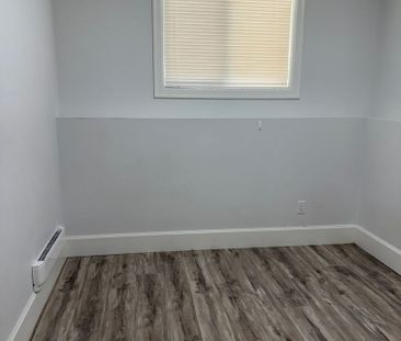 2 Bedroom Lower Unit in Aspen Ridge – Modern &amp; Bright - Photo 5