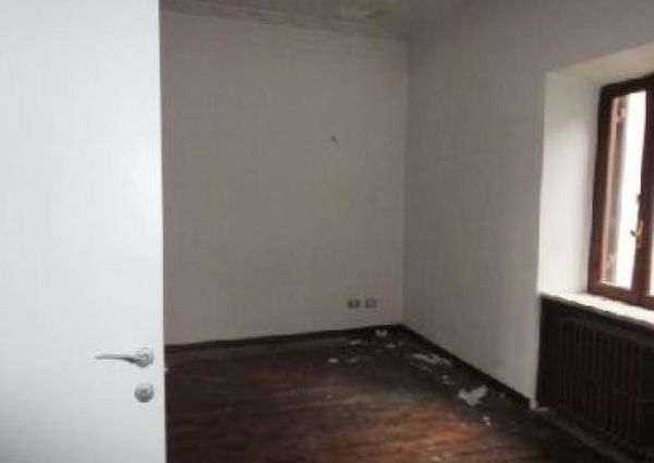 Attic - Navona: 190sqm. 3 bedrooms, maid’s room, 4 bathrooms, kitchen, dining, balcony, views. Ref 1133